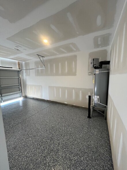 Building Photo - 2033 Osprey Isle Ln SW