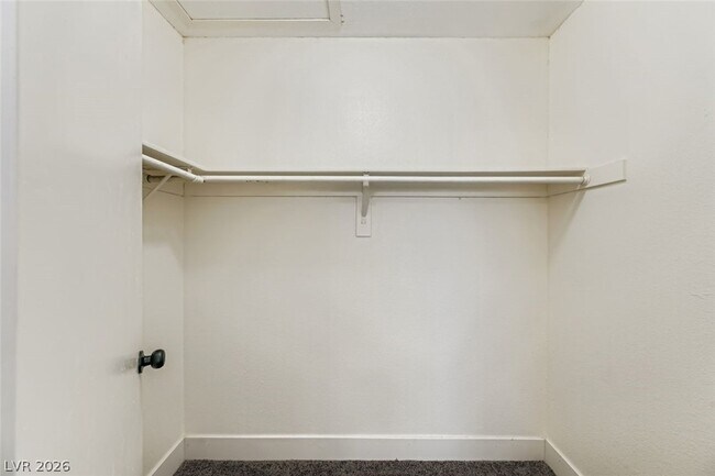 Building Photo - 3151 N Soaring Gulls Dr