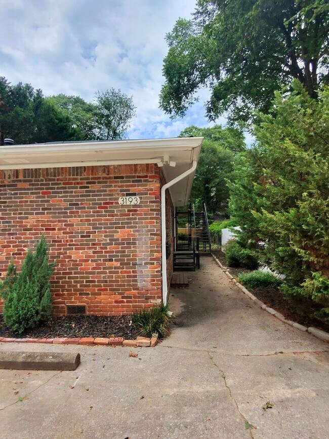 Building Photo - “From ‘just looking’ to ‘just moved in’ in...