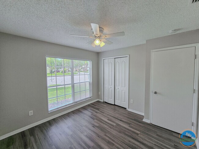 Building Photo - 12506 Vision Way