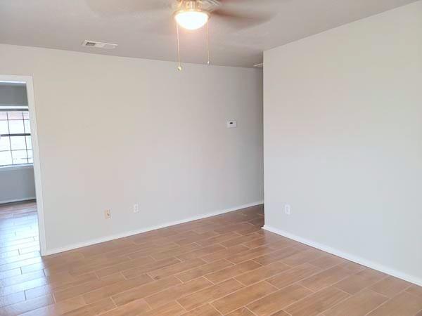 Building Photo - 114 Opal St