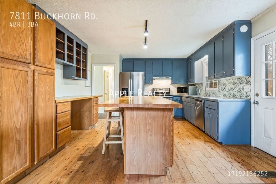 Building Photo - 7811 Buckhorn Rd