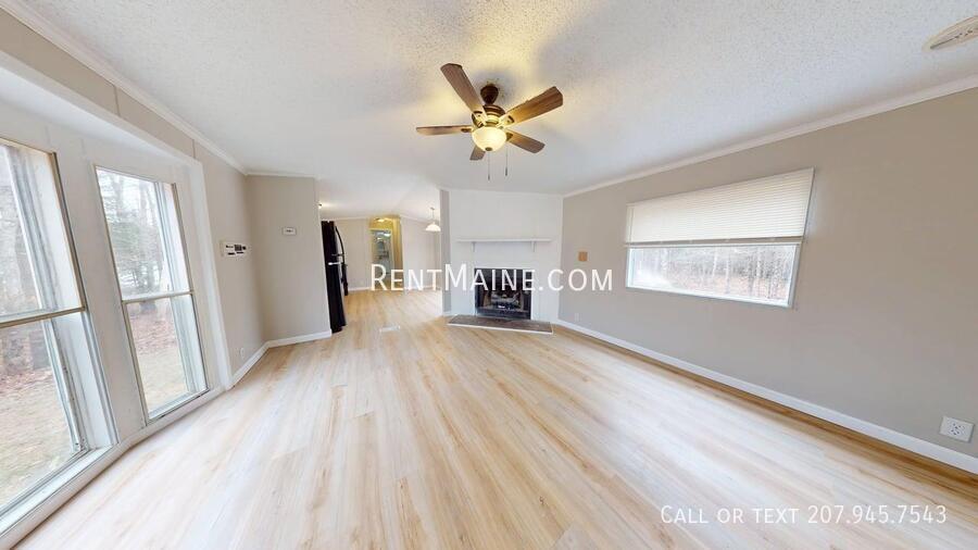 Building Photo - 25 Balsam Ln