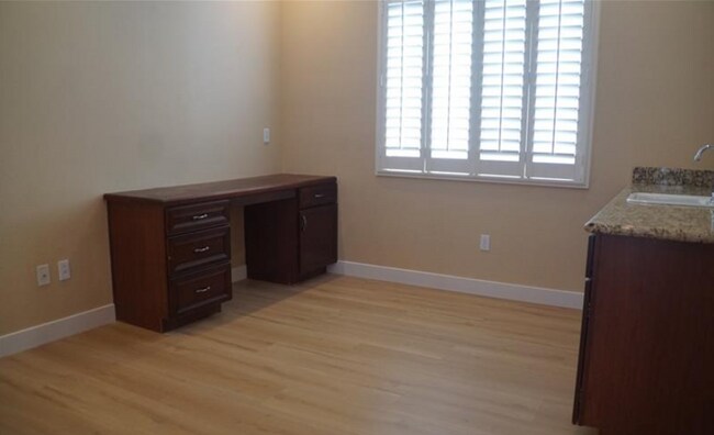 Building Photo - 2407 Granada Bluff Ct