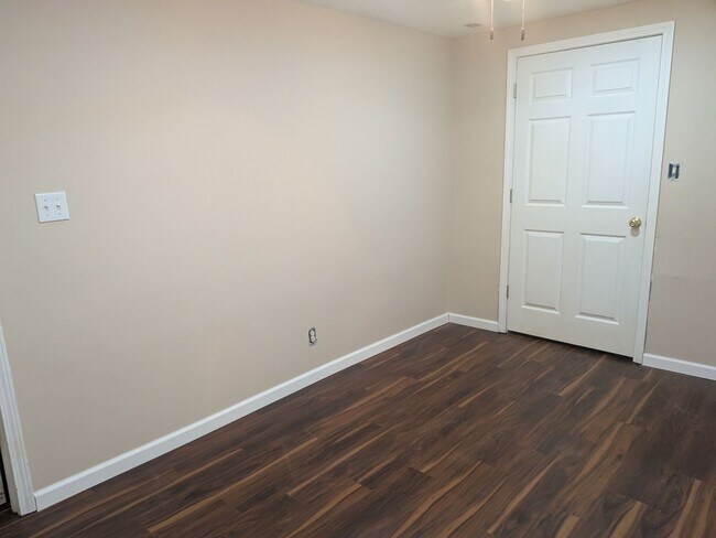 Building Photo - 4108 Cedar Crest Ln