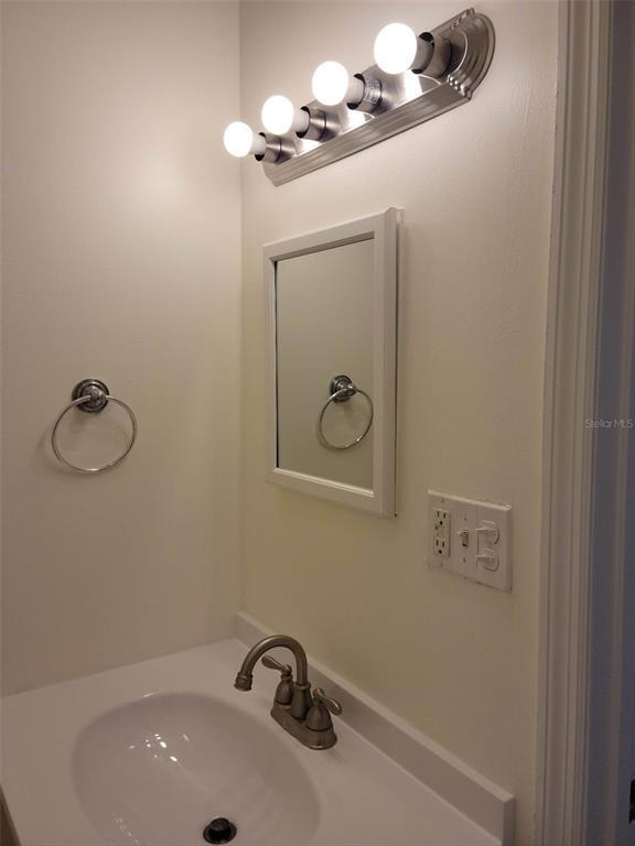 Building Photo - 1751 Fruitville Rd