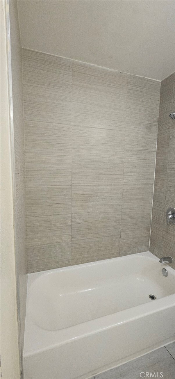 Building Photo - 1633 E 85th St