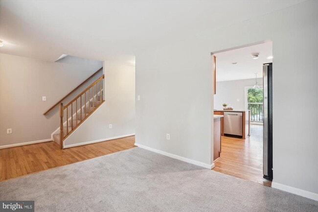 Building Photo - 2024 Chestnut Dr.