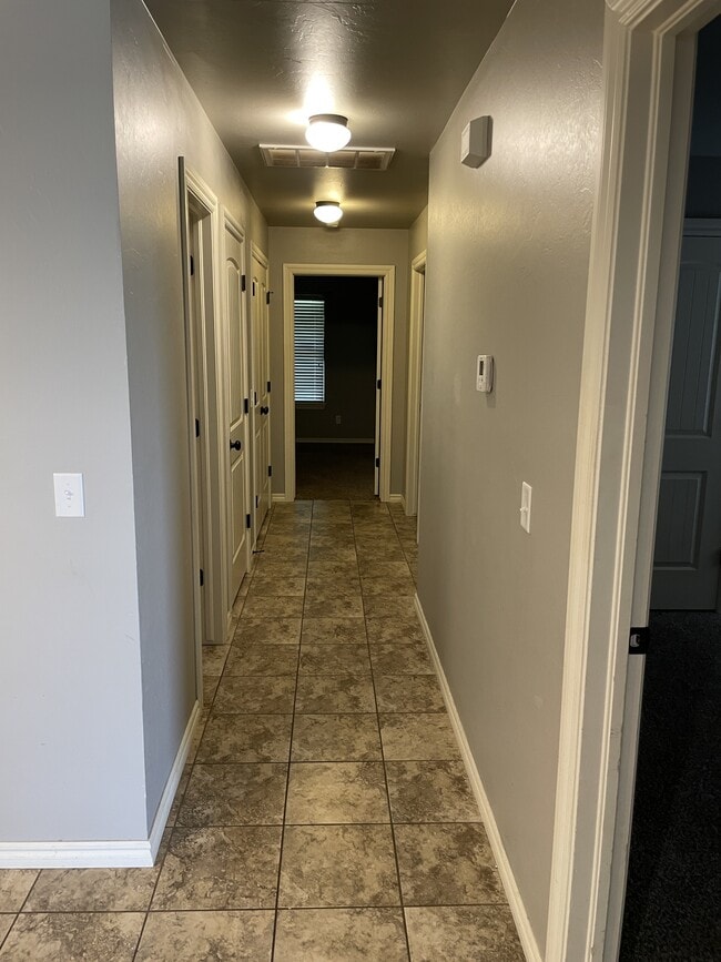 Building Photo - 117 Ashley Dr