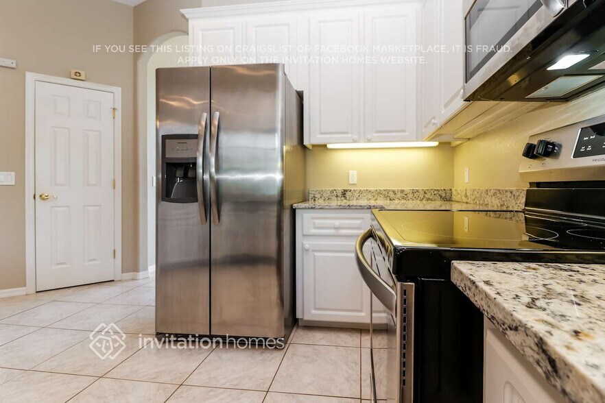 Building Photo - 2609 Brookside Bluff Loop