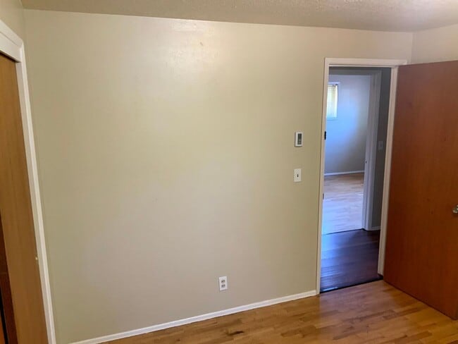 Building Photo - 2755 Kalmia St