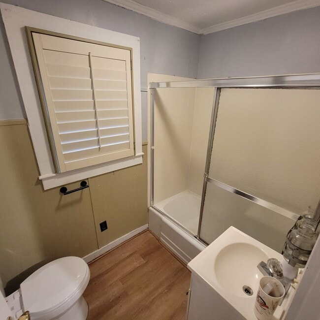 Building Photo - 2/1- Cookeville City Limits- Rental Home