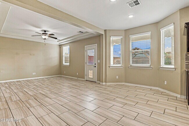 Building Photo - 14525 Juan Diego Dr