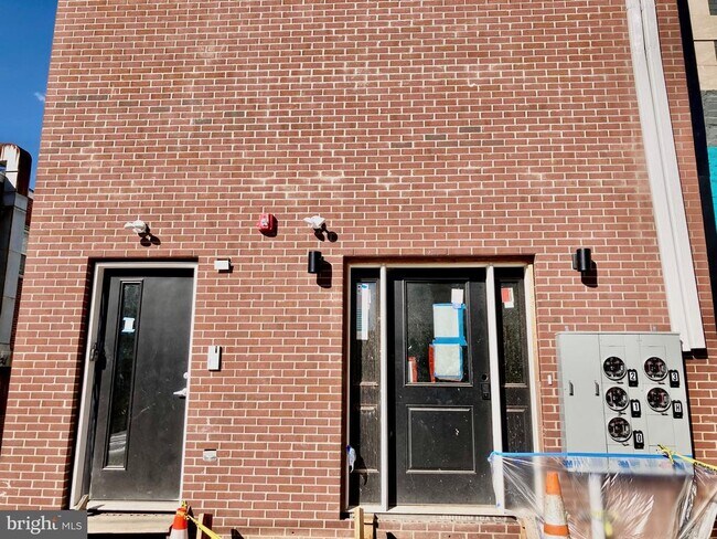 Building Photo - 5437 Baltimore Ave
