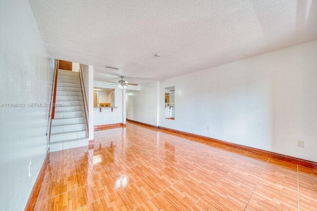 Building Photo - 840 SW 105th Ave