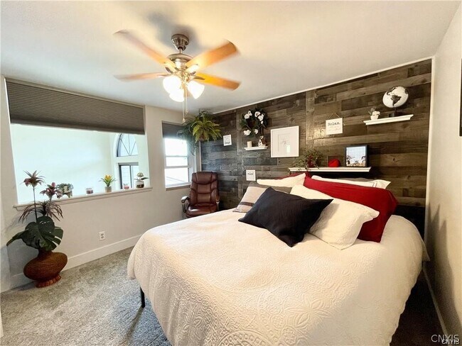 Building Photo - 8423 Bubbling Springs Dr
