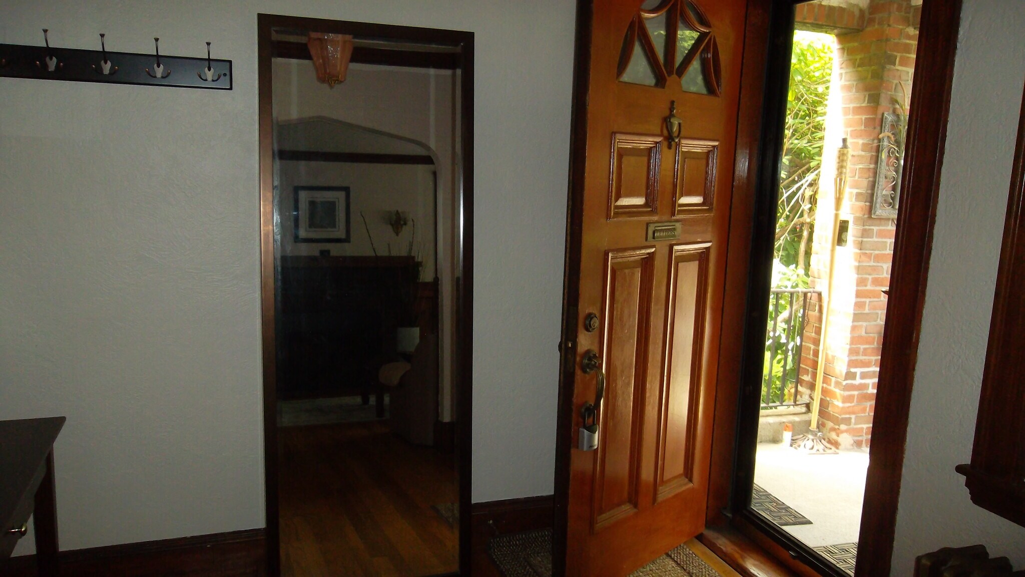 Building Photo - 33 Greycliff Rd
