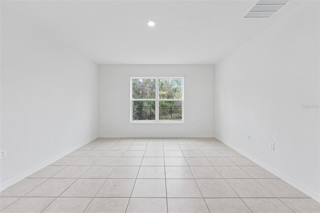 Building Photo - 1557 Venice Ln