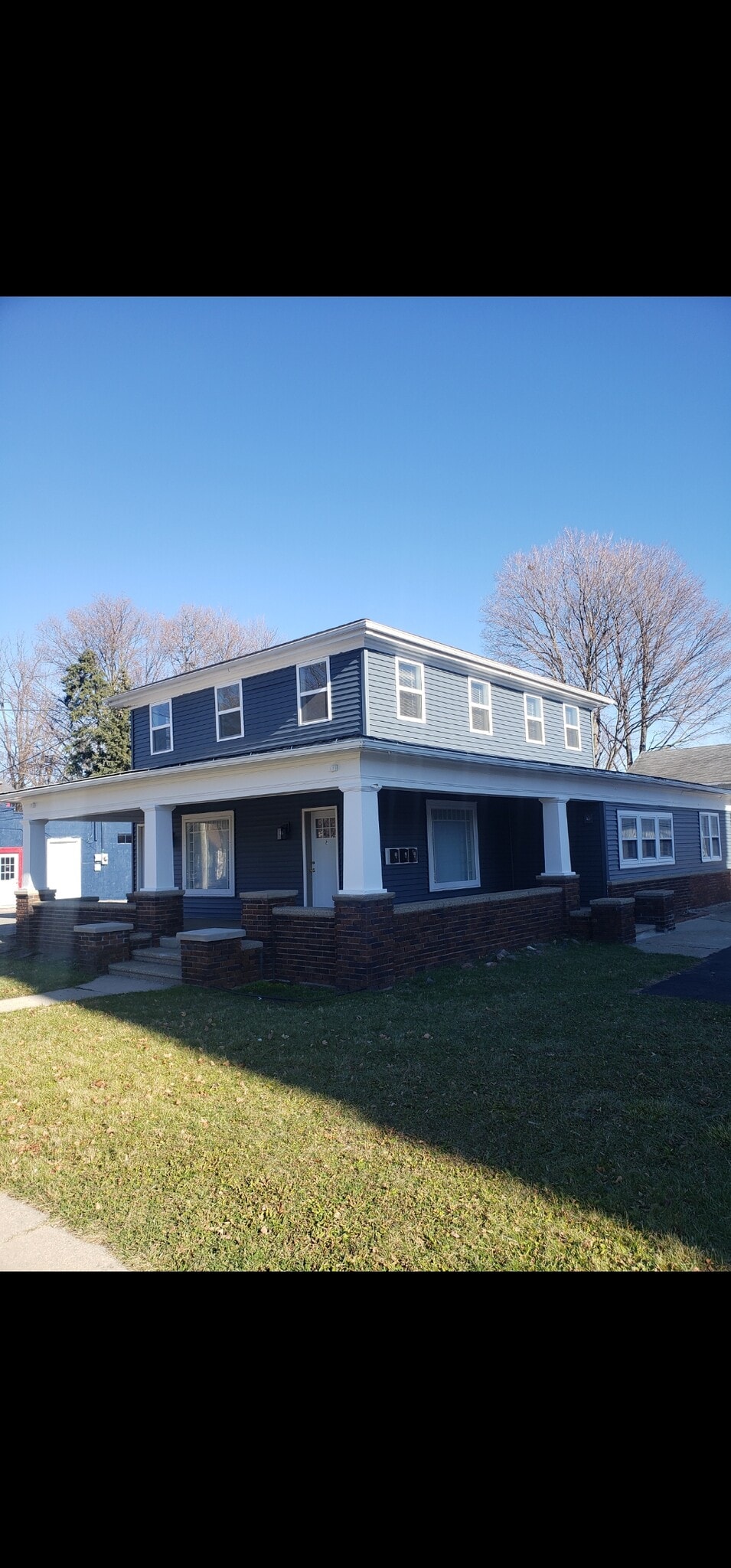 Building Photo - 44 N Hanchett St