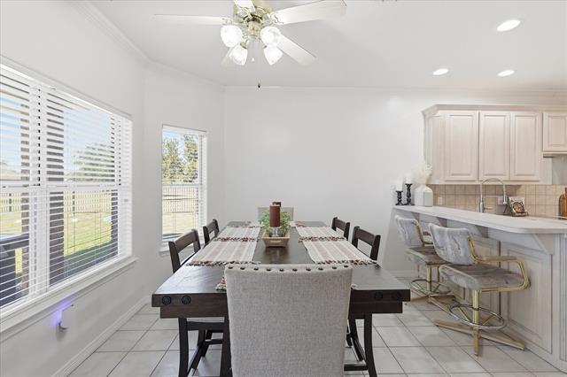 Building Photo - 113 Green Oaks Ct