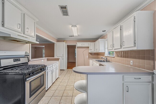 Building Photo - 4501 Willowbend Blvd