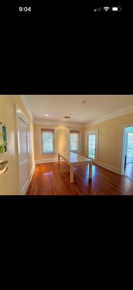 Building Photo - 244 Payne St