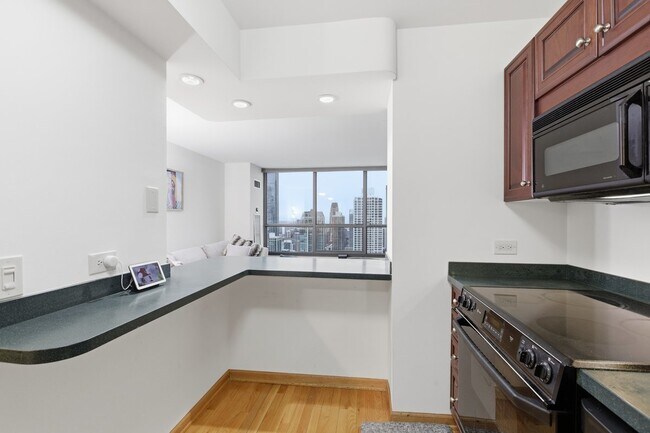 Building Photo - 405 N Wabash Ave