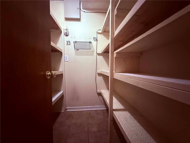 Building Photo - 3761 N Whippoorwill Ct