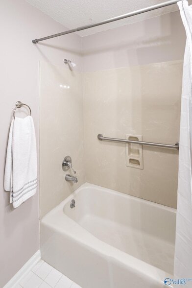 Building Photo - 10028 Meredith Ln SE