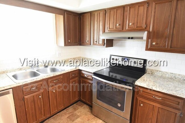 Building Photo - 1428 NW 64th Terrace