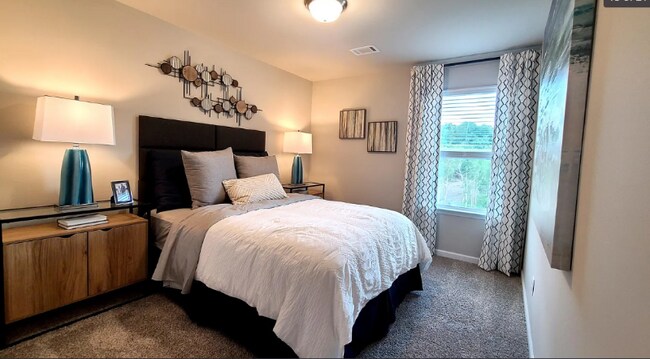 Building Photo - 15 Holland Ridge Cir