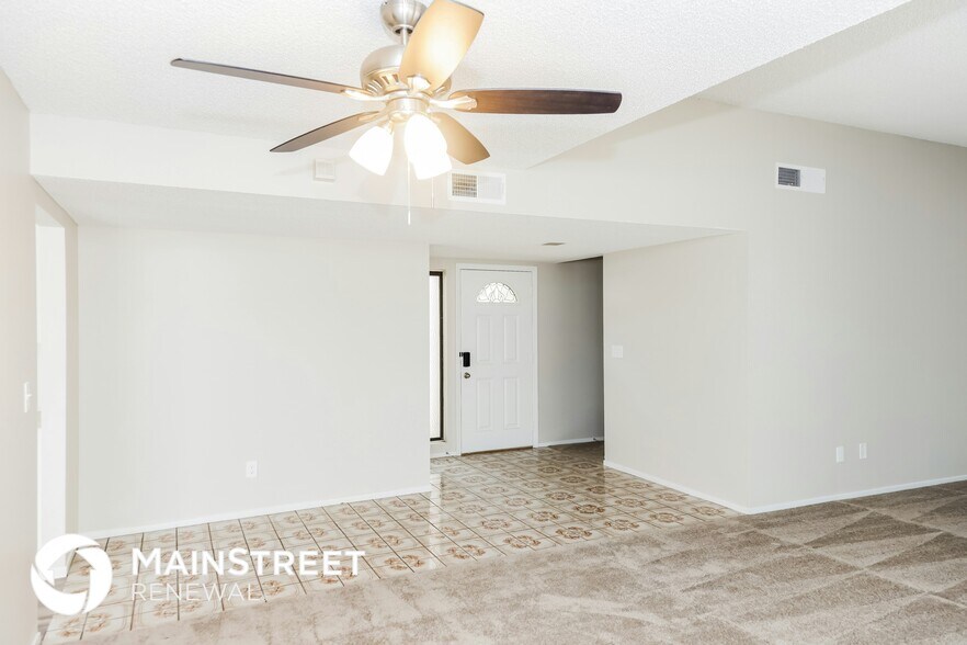 Building Photo - 3810 Boca Chica Ave