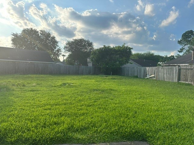 Building Photo - 402 Juniper Ct