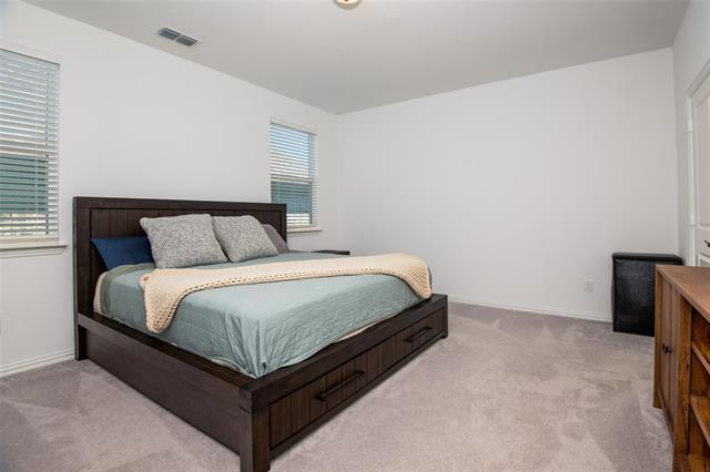 Building Photo - 2408 Elm Pl