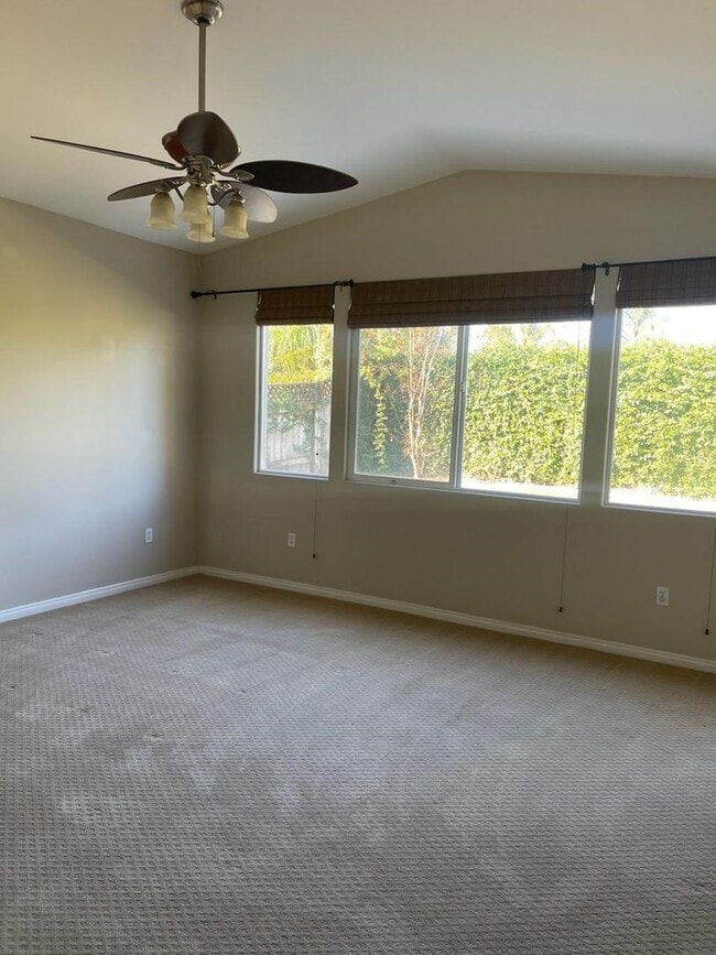 Building Photo - 11916 Grecian Laurel St