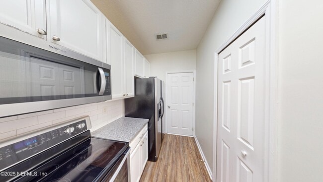 Building Photo - 448 Sherwood Oaks Dr