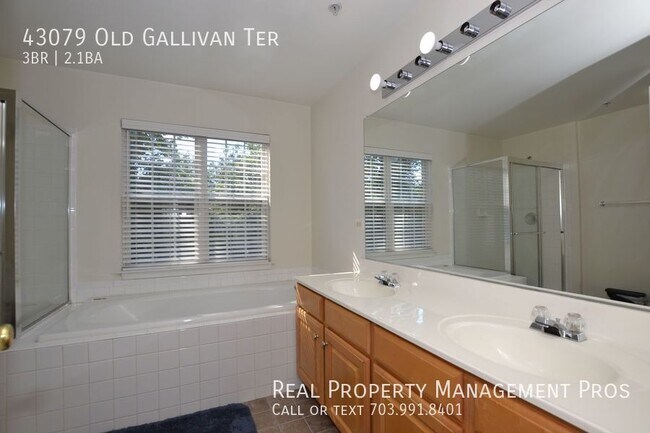 Building Photo - 43079 Old Gallivan Terrace