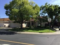 Building Photo - Rocklin four bedroom
