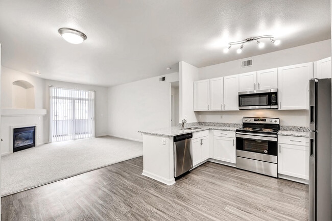 Building Photo - Allure CO