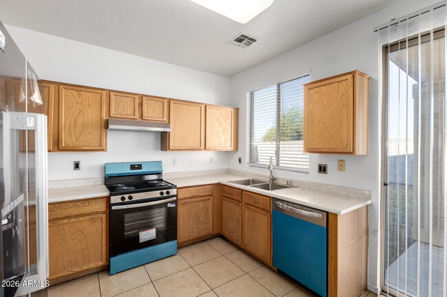 Building Photo - 1501 S 113th Dr