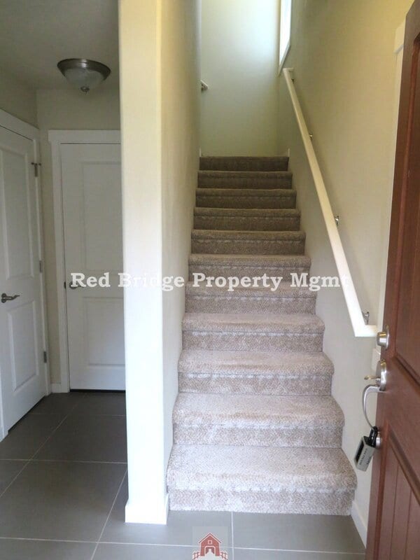 Building Photo - 28500 SW Villebois Dr N