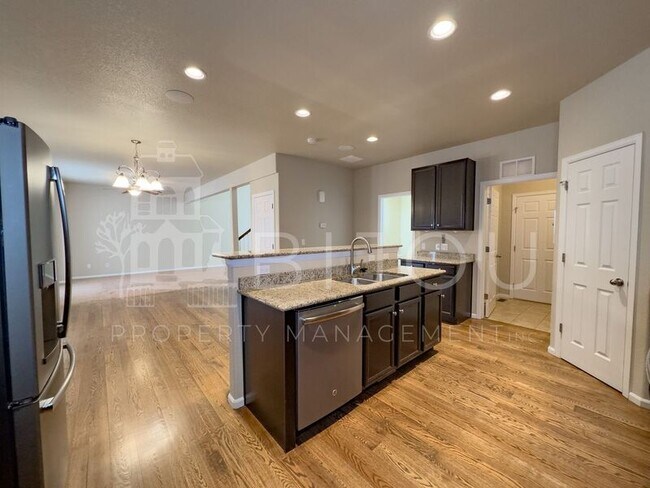 Building Photo - 9647 Carnival Ln