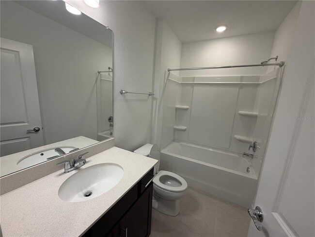 Building Photo - 33424 Binding Ties Ln