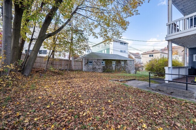 Building Photo - 75 Gage St