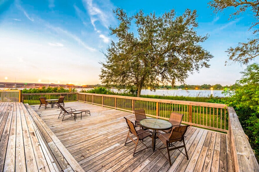 Island Pointe 1000 Island Point Dr Jacksonville FL 32218 Apartment