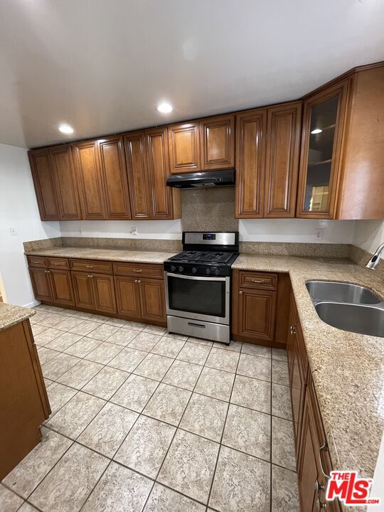 Building Photo - 5028 4th Ave