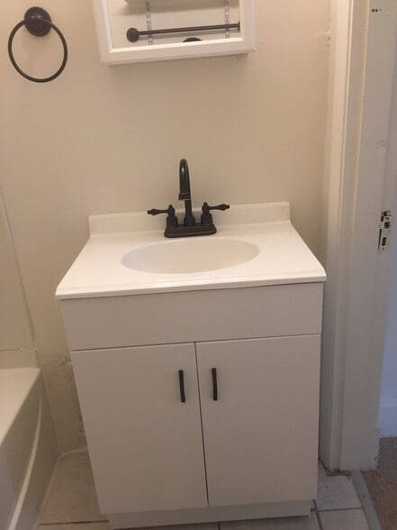 bathroom - 3323 Emerson Ave