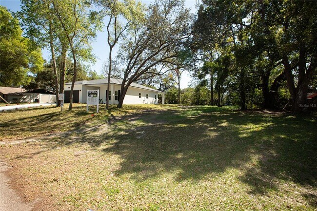 Building Photo - 9445 Eldridge Rd