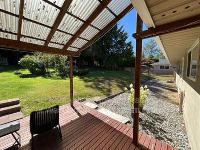 Building Photo - 3910 Pueblo Heights