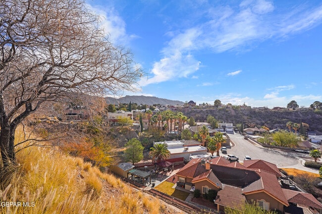 Building Photo - 7216 San Marino Dr